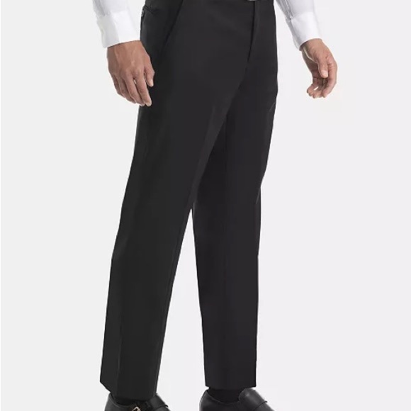 Lauren Ralph Lauren Mens 35x30L
Men's UltraFlex Classic Black Wool Pants NWT - Picture 6 of 8